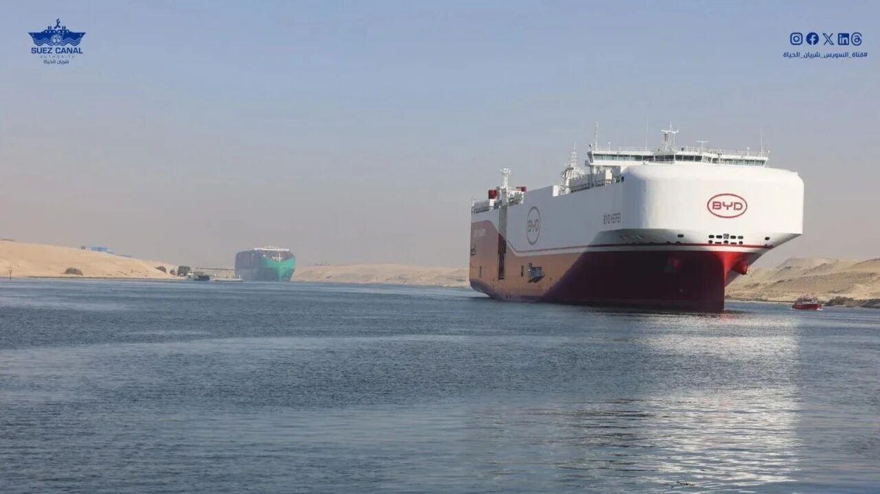1,340 Ships Transited in a Single Month! Suez Canal Makes a Strong Recovery