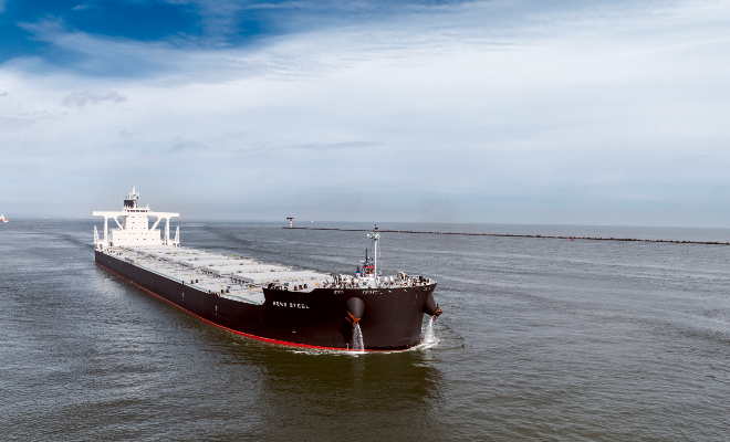 丹麦巨头拿下几内亚铝土矿大单，将运往中国！